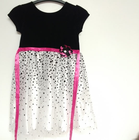 Size 7(6x) newberry girl dress: worn once - Picture 2 of 5